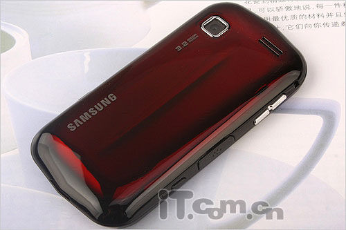 3G時(shí)尚觸屏 TD新秀三星S5630C評測