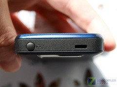 全鍵盤(pán)紅星 行貨諾基亞E63今日降100元 