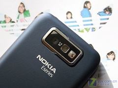 全鍵盤(pán)紅星 行貨諾基亞E63今日降100元 