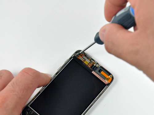 最新iPod touch 3rd多圖詳細(xì)拆解 最新iPod touch 3rd多圖詳細(xì)拆解