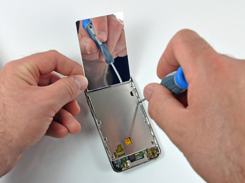 最新iPod touch 3rd多圖詳細(xì)拆解 最新iPod touch 3rd多圖詳細(xì)拆解