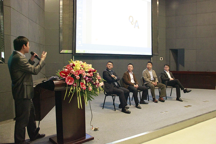 圓桌討論：京微雅格、TI、德國萊茵TUV、是德科技。