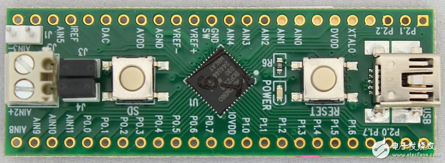 采用ARM Cortex - M3的USB熱電偶溫度測量系統(tǒng)電路圖