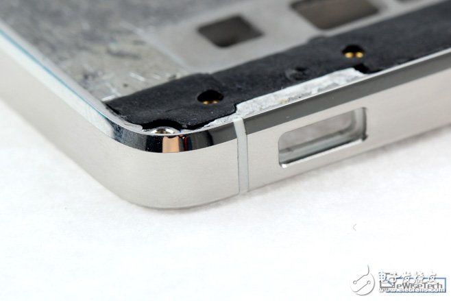 小米4拆解：淡化配置，強(qiáng)調(diào)工藝