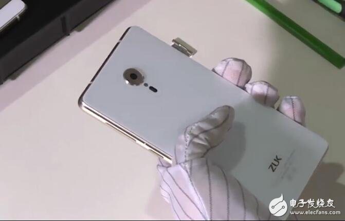 聯(lián)想ZUK Edge首發(fā)拆解：玻璃一體化隱形U Touch，良心之作！