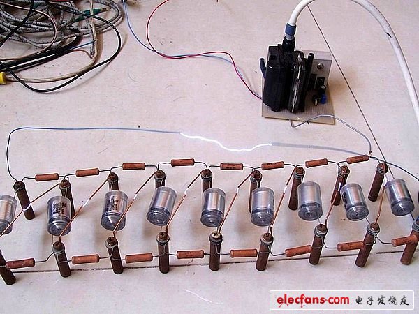 閃電制作---馬克思發(fā)生器和特斯拉線(xiàn)圈的制作教程