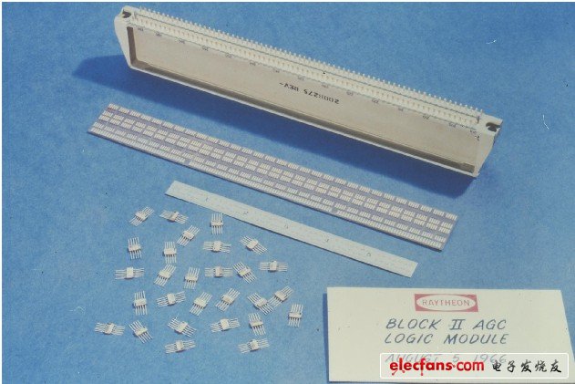 Block II的邏輯模塊，平面包集成電路