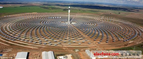 夜間發(fā)電：與其他所有太陽(yáng)能電站不同的是，存儲(chǔ)于吉馬太陽(yáng)能電站熔鹽池中的熱量持續(xù)釋放的時(shí)間可以超過(guò)15個(gè)小時(shí)，從而在整個(gè)夜間或沒(méi)有陽(yáng)光的情況下也可以保證電站正常發(fā)電。