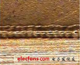 圖11、鋁和鈦之間的焊接縫隙。