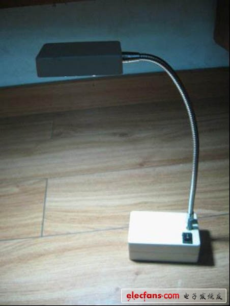 自制充電LED臺(tái)燈