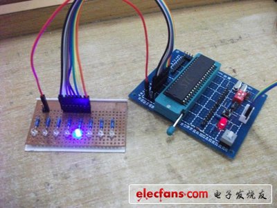 自己做了個(gè)單片機(jī)最小系統(tǒng)