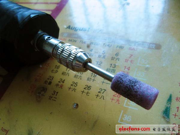 牛人打造的多功能手電鉆（動(dòng)手能力超強(qiáng)）