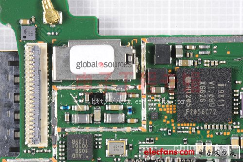 拆解印度上市的首款英特爾智能手機(電子工程專輯)