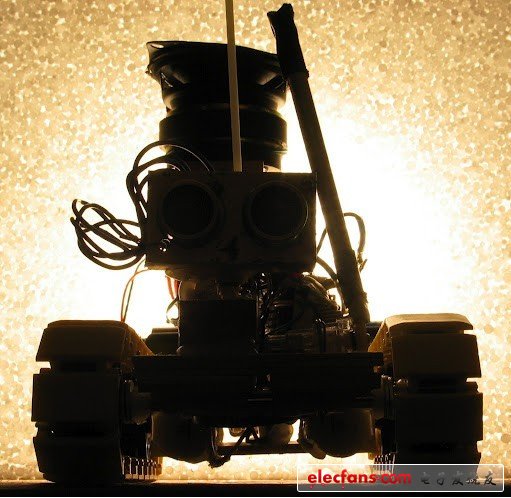 我認(rèn)為最大的優(yōu)點(diǎn)就是快速裝好了這機(jī)器人。不過我覺得最好是先畫好圖，那樣的話會(huì)更漂亮些