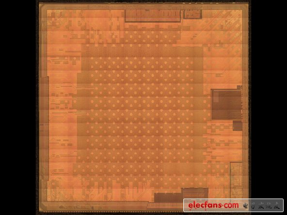 這是該處理器的8層金屬拉模。通過以往逆向解構(gòu)得知，每個(gè)iphone的處理器芯片都刻有三星的拉模