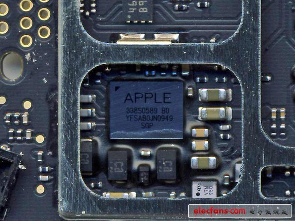 Cirrus公司邏輯器件--疑似音頻處理器（Apple 338S0589 B0 YFSAB0PY1001）。