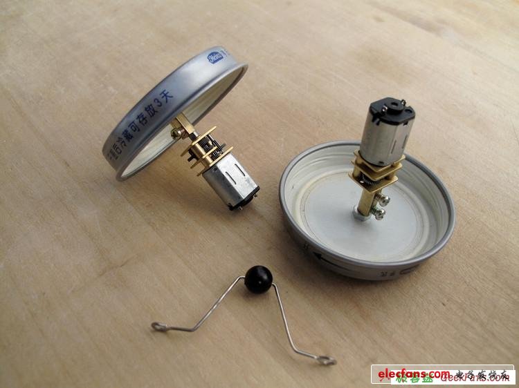 機(jī)器人制作：模擬計算機(jī)循線小車