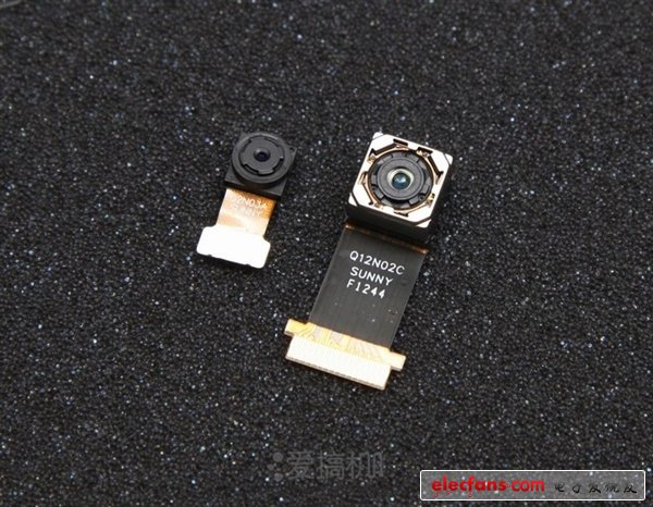 真值3456？拆開nubia Z5一探究竟