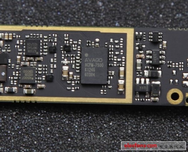 真值3456？拆開nubia Z5一探究竟