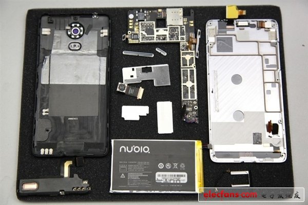 真值3456？拆開nubia Z5一探究竟