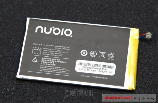 真值3456？拆開nubia Z5一探究竟