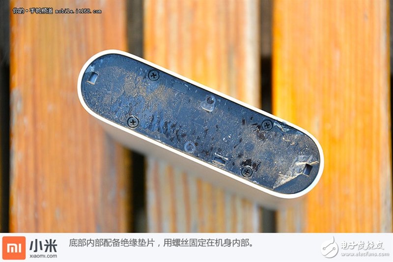 10400mAh只賣69？小米移動(dòng)電源拆解