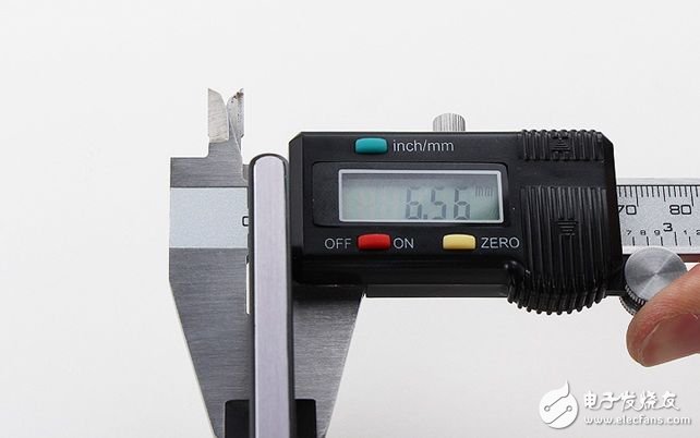 華為P7拆解：超薄機身，4G之下續(xù)航略顯不足