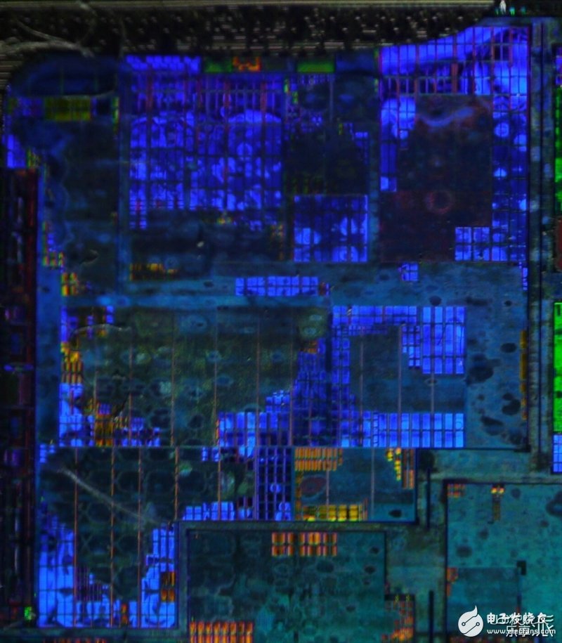 海思Kirin 920就長(zhǎng)這樣：暴力拆解國(guó)產(chǎn)最強(qiáng)芯！