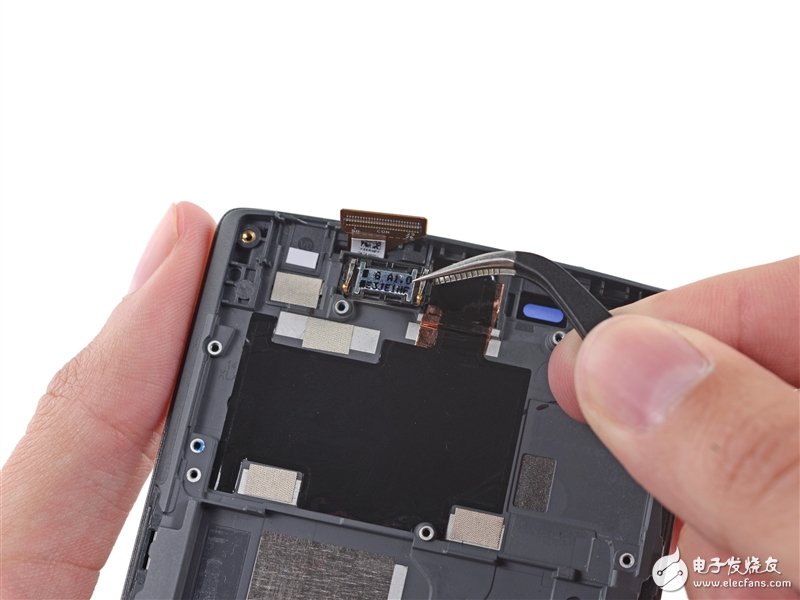 一加手機(jī)完全拆解：到處都是坑??！