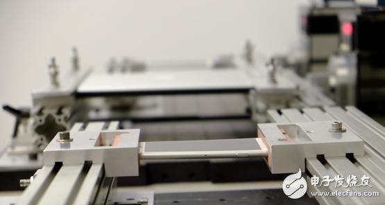 蘋果對外展示iPhone6測試工廠，測試過程堪稱嚴苛