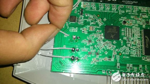 覆蓋范圍1000米！DIY大功率高增益無線路由器