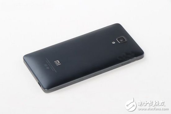 退燒過(guò)后的精致做工，小米4真機(jī)拆解