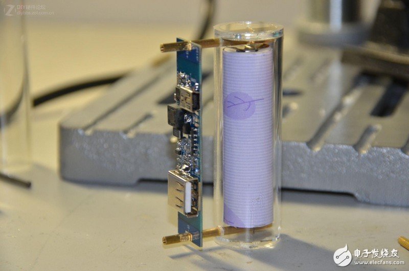 顛覆想象！專業(yè)工程師制作的DIY多功能移動電源