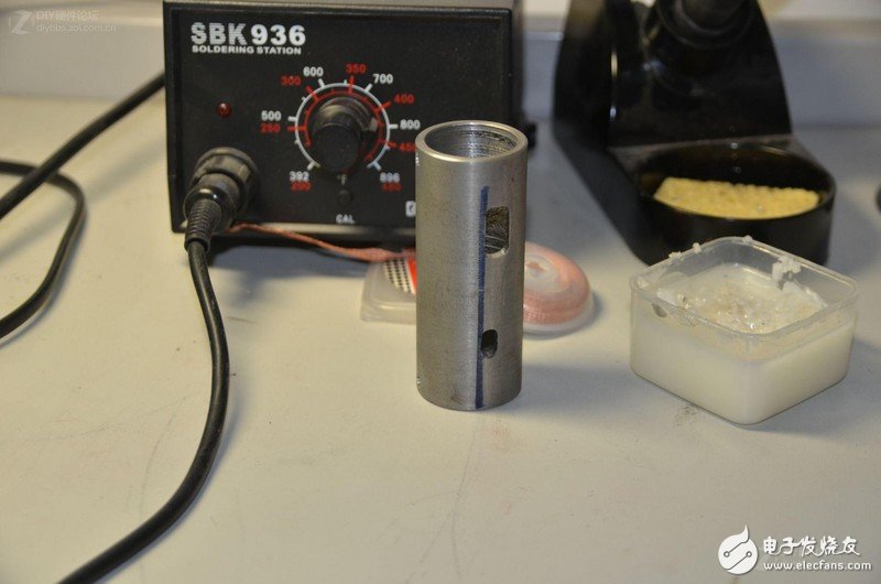 顛覆想象！專業(yè)工程師制作的DIY多功能移動電源