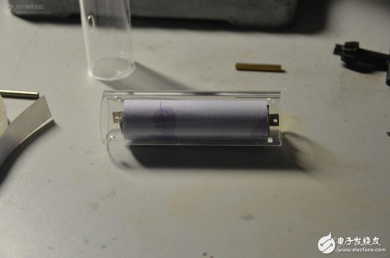 顛覆想象！專業(yè)工程師制作的DIY多功能移動電源