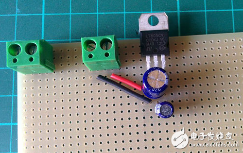 嘿！用Arduino造一個(gè)太陽(yáng)能充電控制器吧