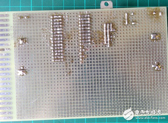 嘿！用Arduino造一個(gè)太陽(yáng)能充電控制器吧