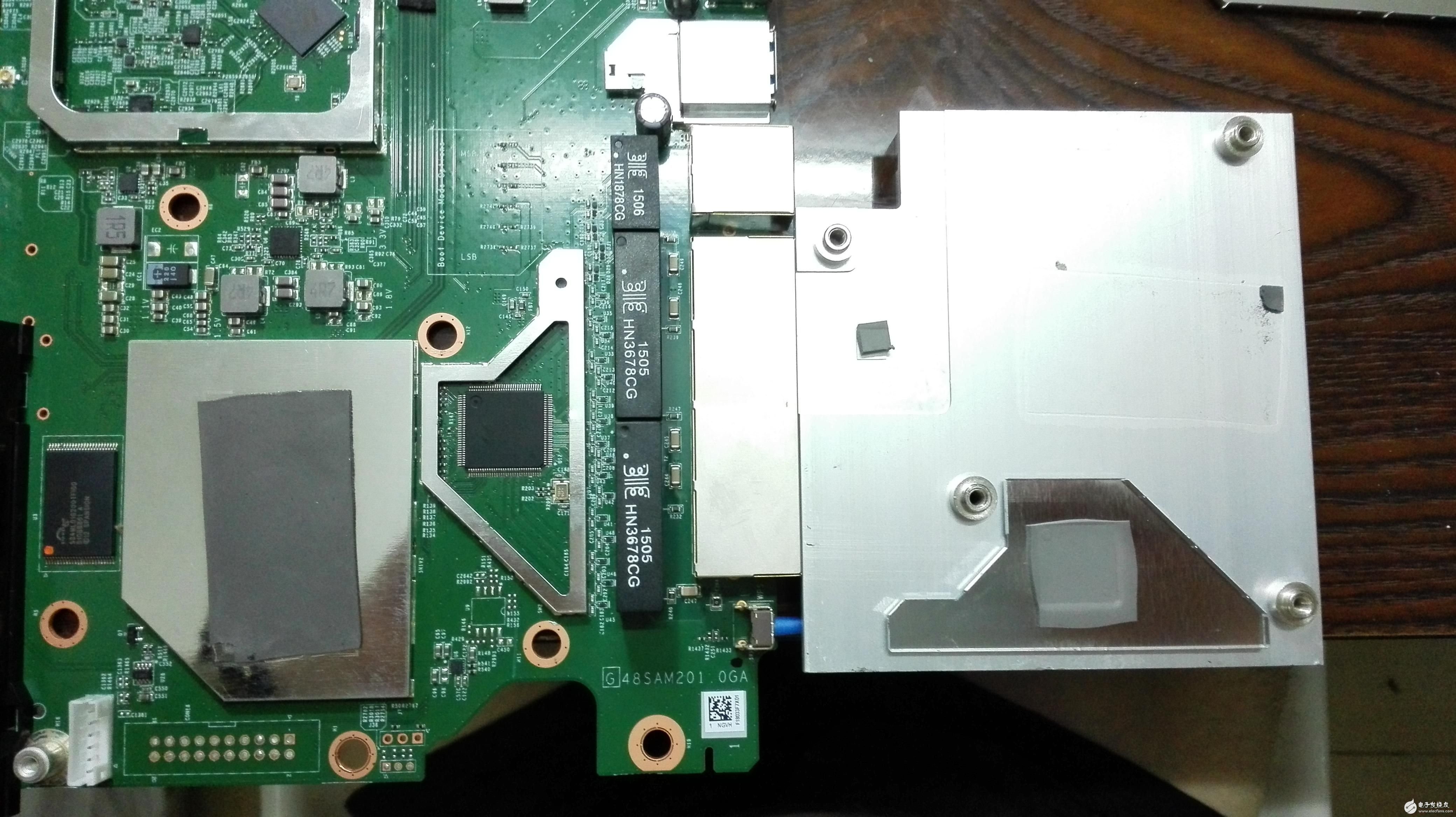 談工藝講情懷！一起來(lái)看WIFI路由器大拆解