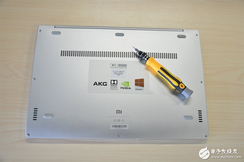小米筆記本Air首發(fā)拆解：做工用料堪稱一流！