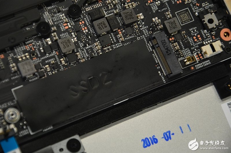 小米筆記本拆解圖賞：中端性價比機(jī)型的良心選擇