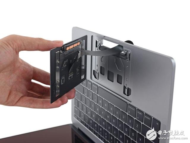 蘋果新Macbook Pro13寸拆解：集成度創(chuàng)新高度 搭配史上最好音質(zhì)