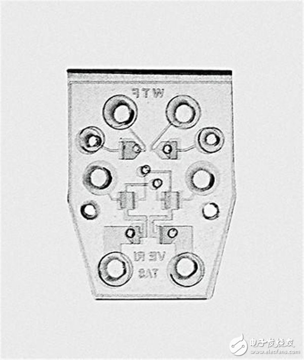 哈佛研究世界第一個(gè)全軟體機(jī)器人：宛如章魚