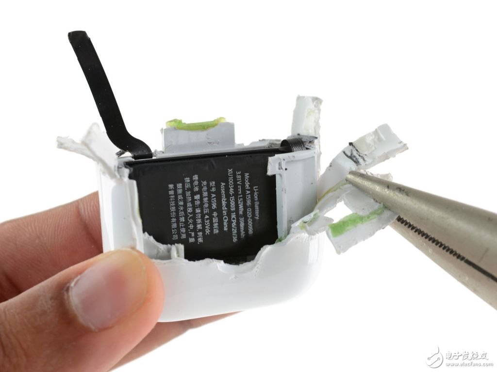 AirPods拆解評(píng)測(cè)：蘋(píng)果敢賣那么貴是有原因的