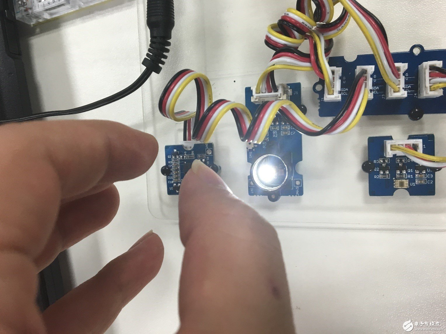 這里寫(xiě)圖片描述