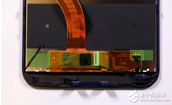 華為榮耀v9真機(jī)拆卸實(shí)拍？如此速度拆解能看得出端倪嗎？