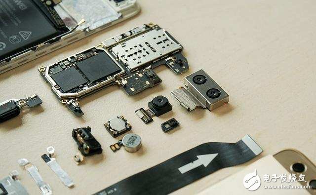 華為P10怎么樣？華為P10被我暴力拆解了，你能分辨哪臺是小米6嘛