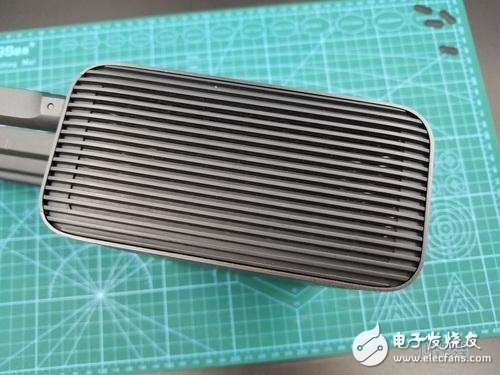 小米路由器HD怎么樣？小米路由器HD拆解圖