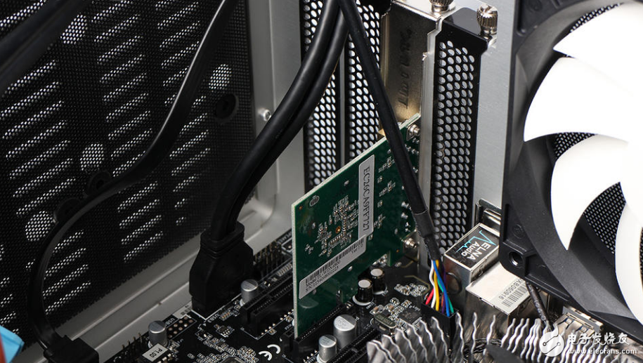 玩英雄聯(lián)盟用什么電腦好？2000元教你打造一臺LOL小鋼炮