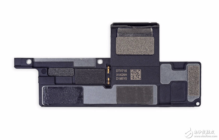 10.5英寸iPad Pro首拆解：為了高刷新頻率上了四根排線(xiàn)！