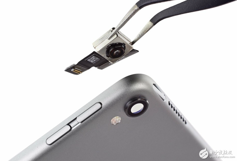 10.5英寸iPad Pro首拆解：為了高刷新頻率上了四根排線(xiàn)！